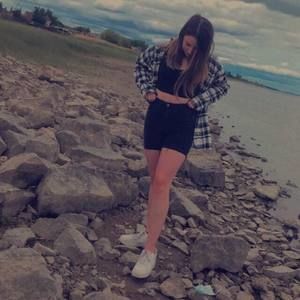 Meet your Posher, Alexane